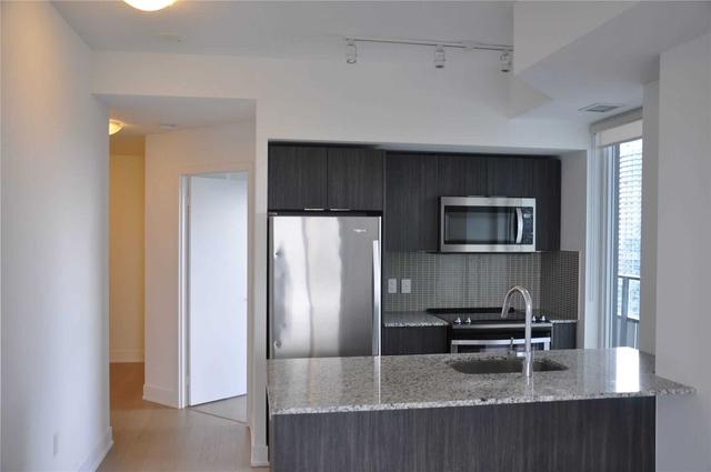 2104 - 20 Shore Breeze Dr, Condo with 2 bedrooms, 2 bathrooms and 1 parking in Toronto ON | Image 4