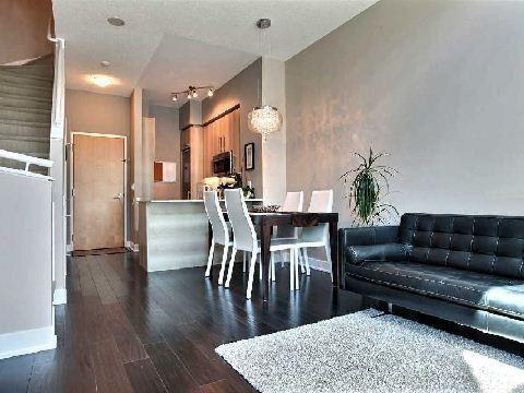 th 8 - 1048 Broadview Ave, Townhouse with 2 bedrooms, 3 bathrooms and 1 parking in Toronto ON | Image 2
