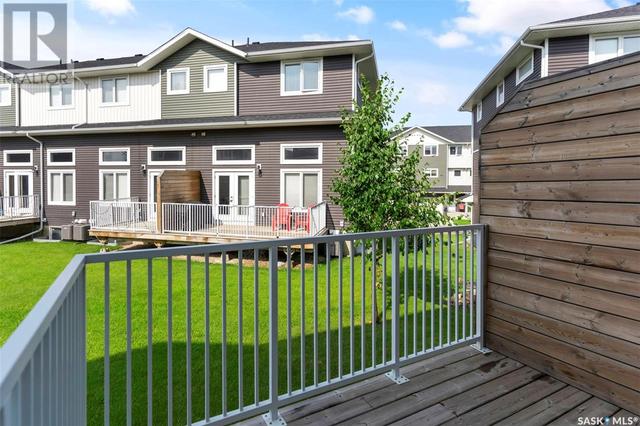 201 - 315 Kloppenburg Link, House attached with 3 bedrooms, 3 bathrooms and null parking in Saskatoon SK | Image 39