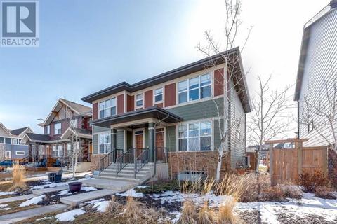 825 Mahogany Boulevard Se, House semidetached with 2 bedrooms, 2 bathrooms and 2 parking in Calgary AB | Card Image
