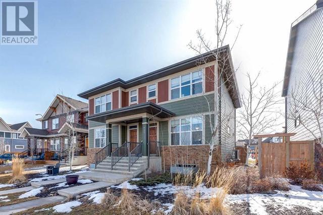 825 Mahogany Boulevard Se, House semidetached with 2 bedrooms, 2 bathrooms and 2 parking in Calgary AB | Image 1