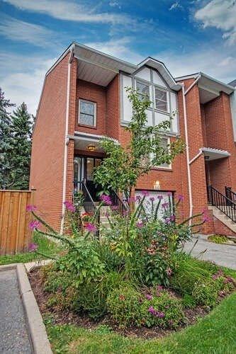 352 Simonston Blvd, Townhouse with 3 bedrooms, 3 bathrooms and 2 parking in Markham ON | Image 12