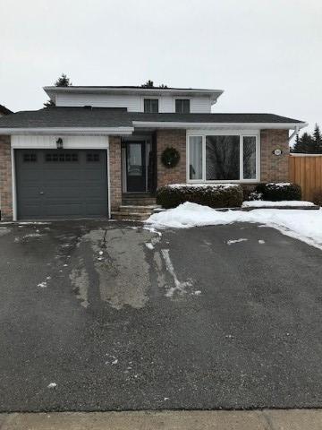 1002 Ferndale Cres, House detached with 3 bedrooms, 3 bathrooms and 3 parking in Newmarket ON | Image 2