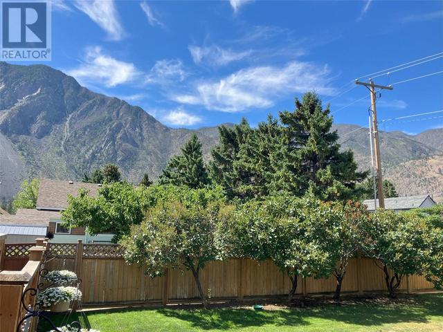 701 9th Avenue, House detached with 3 bedrooms, 2 bathrooms and 2 parking in Keremeos BC | Image 44