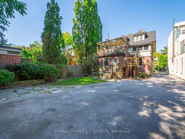 79 Farnham Ave, House detached with 4 bedrooms, 6 bathrooms and 4 parking in Toronto ON | Image 32