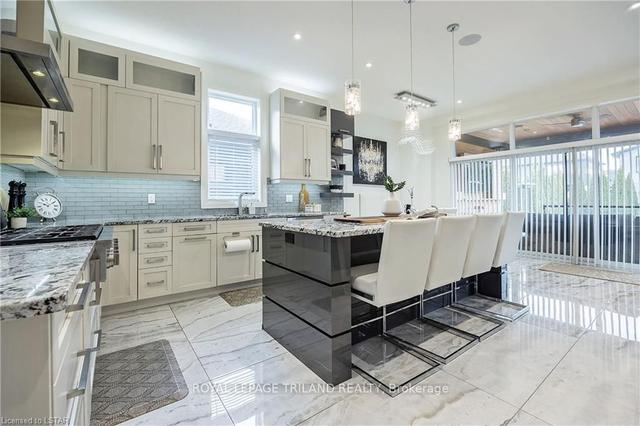 6584 French Ave, House detached with 4 bedrooms, 6 bathrooms and 4 parking in London ON | Image 4