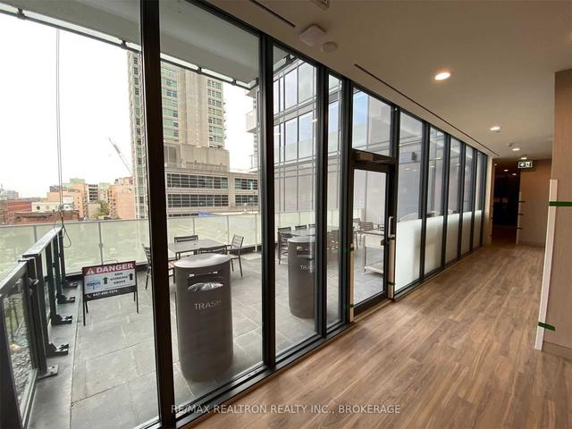 2815 - 25 Richmond St E, Condo with 1 bedrooms, 1 bathrooms and 0 parking in Toronto ON | Image 6
