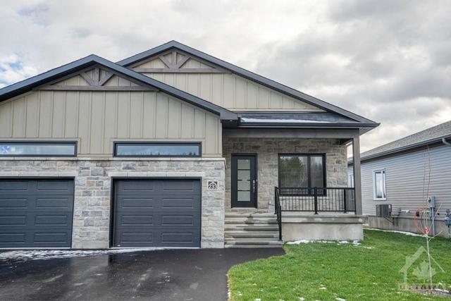 320 Zakari Street, Home with 3 bedrooms, 1 bathrooms and 3 parking in Casselman ON | Image 1