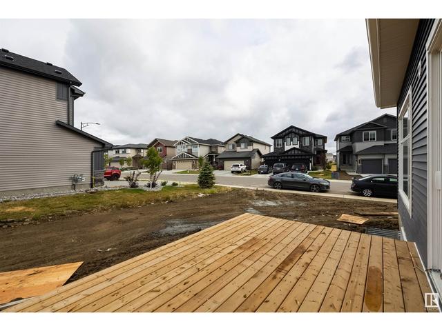 2088 Cavanagh Dr Sw, House detached with 3 bedrooms, 3 bathrooms and null parking in Edmonton AB | Image 4