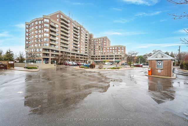 1203 - 1700 Eglinton Ave, Condo with 2 bedrooms, 2 bathrooms and 1 parking in Toronto ON | Image 35