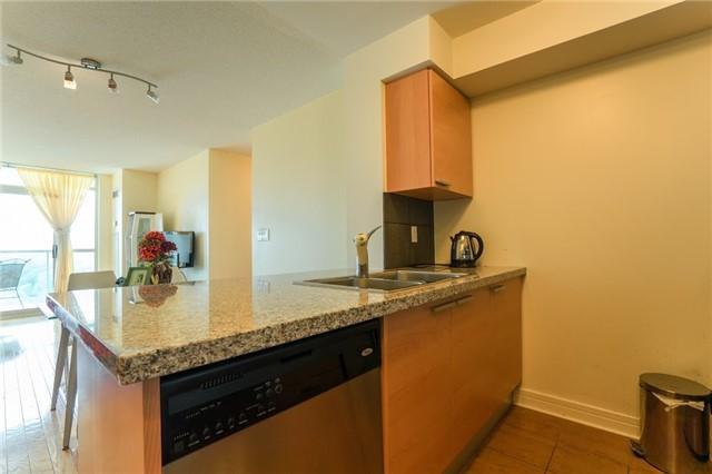 1402 - 16 Harrison Garden Blvd, Condo with 2 bedrooms, 2 bathrooms and 1 parking in Toronto ON | Image 6
