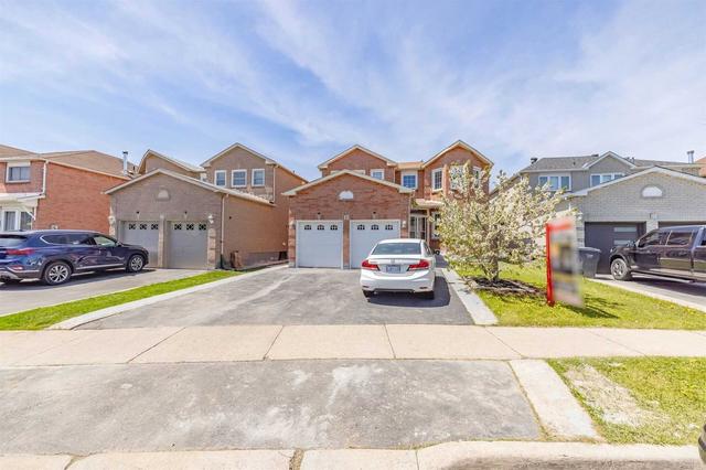 12 Songsparrow Dr, House detached with 4 bedrooms, 5 bathrooms and 5 parking in Brampton ON | Card Image