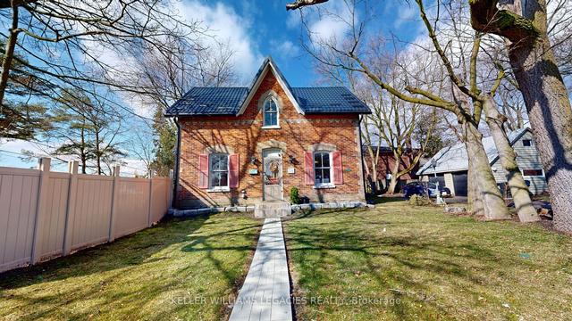 726 Meadowvale Rd, House detached with 3 bedrooms, 3 bathrooms and 10 parking in Toronto ON | Image 1