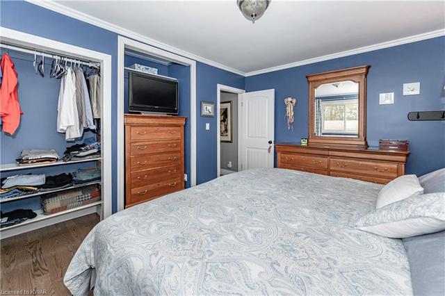 214 Allen Street E, House detached with 3 bedrooms, 2 bathrooms and 7 parking in Waterloo ON | Image 19