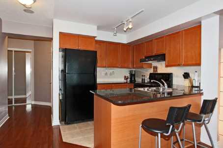1601 - 33 Elm Dr, Condo with 1 bedrooms, 1 bathrooms and 1 parking in Mississauga ON | Image 2