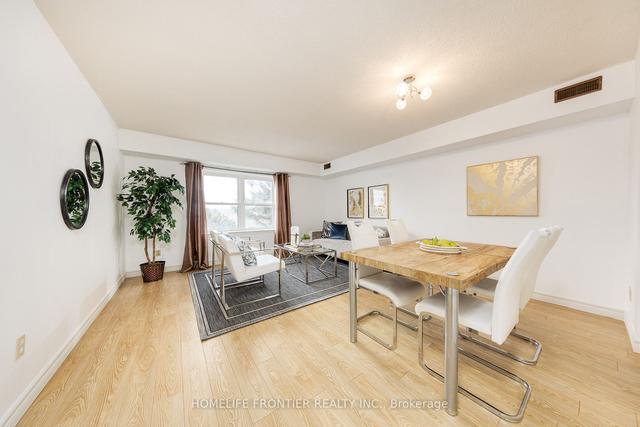 24 - 115 Main St S, Townhouse with 2 bedrooms, 2 bathrooms and 1 parking in Newmarket ON | Image 1