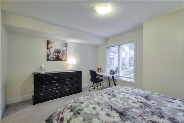 Th22 - 7 Oakburn Cres, Townhouse with 3 bedrooms, 3 bathrooms and 2 parking in Toronto ON | Image 12