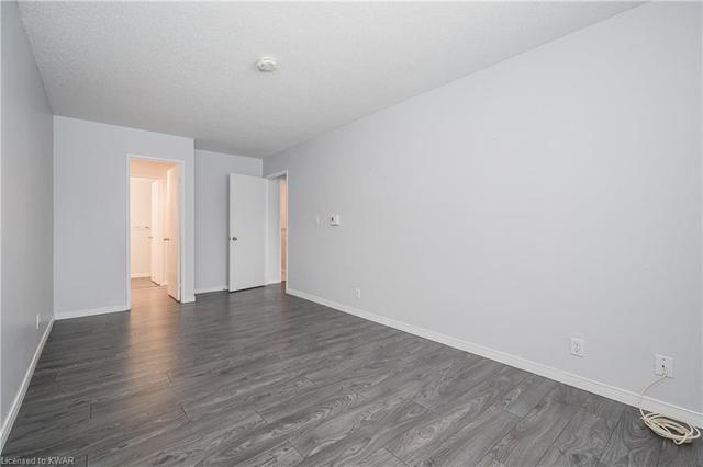 211 - 18 Holborn Court, House attached with 2 bedrooms, 2 bathrooms and 1 parking in Kitchener ON | Image 15