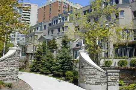 th 101 - 5418 Yonge St, Townhouse with 2 bedrooms, 2 bathrooms and 2 parking in Toronto ON | Image 1
