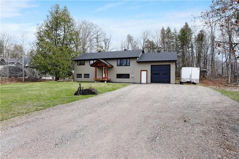 24 Partridge Drive, House detached with 5 bedrooms, 2 bathrooms and 10 parking in Greater Madawaska ON | Card Image