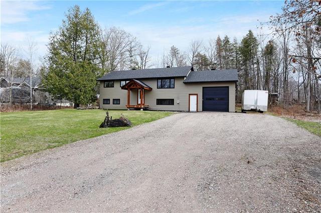 24 Partridge Drive, House detached with 5 bedrooms, 2 bathrooms and 10 parking in Greater Madawaska ON | Image 1