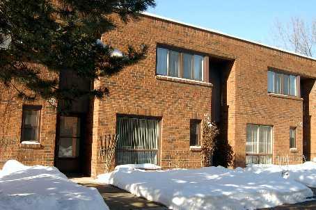 th-4 - 1329 Steeles Ave W, Townhouse with 1 bedrooms, 1 bathrooms and 1 parking in Toronto ON | Image 1