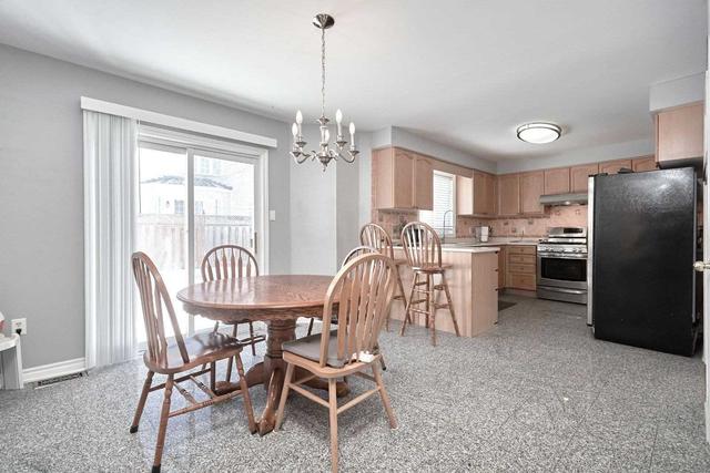 66 Carley Cres, House detached with 4 bedrooms, 4 bathrooms and 8 parking in Barrie ON | Image 11