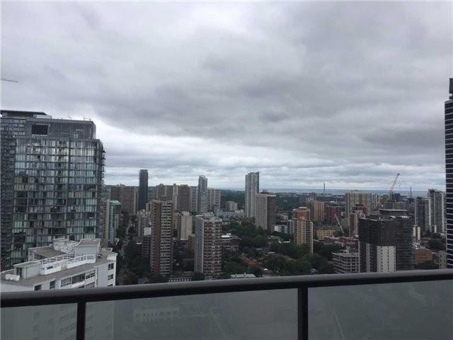 3001 - 1080 Bay St, Condo with 1 bedrooms, 1 bathrooms and 0 parking in Toronto ON | Image 7
