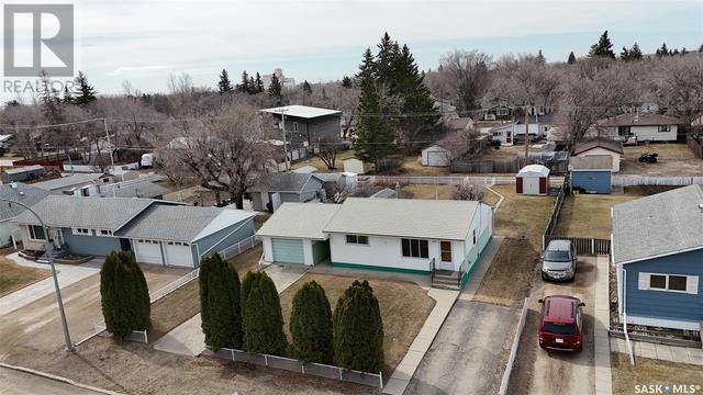 307 6th Avenue E, House detached with 2 bedrooms, 1 bathrooms and null parking in Watrous SK | Image 2
