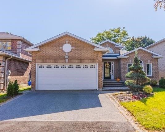 365 Livingstone St W, House detached with 3 bedrooms, 3 bathrooms and 4 parking in Barrie ON | Card Image