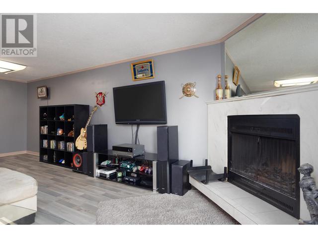 202 - 290 Mills Road, House attached with 2 bedrooms, 1 bathrooms and 1 parking in Kelowna BC | Image 12