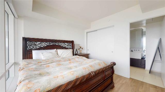 5010 - 1 Bloor St E, Condo with 1 bedrooms, 2 bathrooms and 0 parking in Toronto ON | Image 7