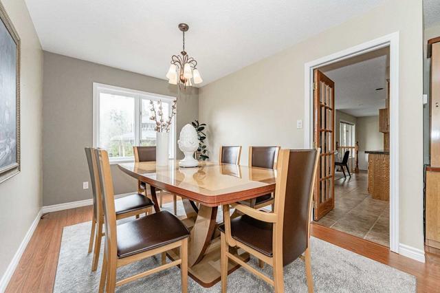 35 Rochelle Dr, House detached with 3 bedrooms, 4 bathrooms and 4 parking in Guelph ON | Image 5