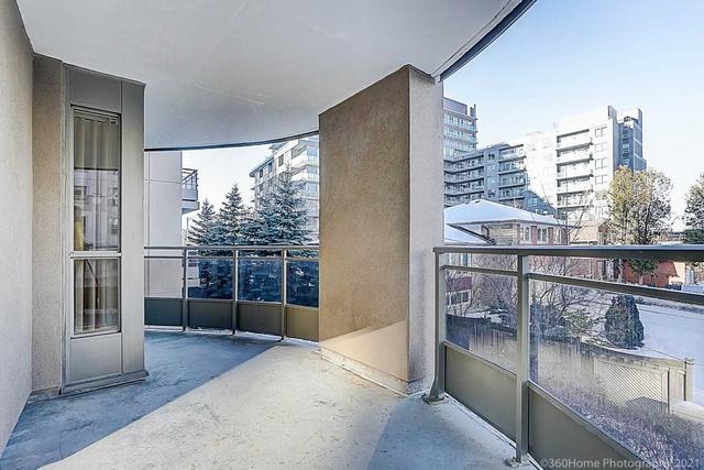 208 - 19 Barberry Pl, Condo with 2 bedrooms, 2 bathrooms and 1 parking in Toronto ON | Image 17