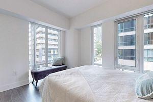 425 - 955 Bay St, Condo with 1 bedrooms, 1 bathrooms and 0 parking in Toronto ON | Image 13