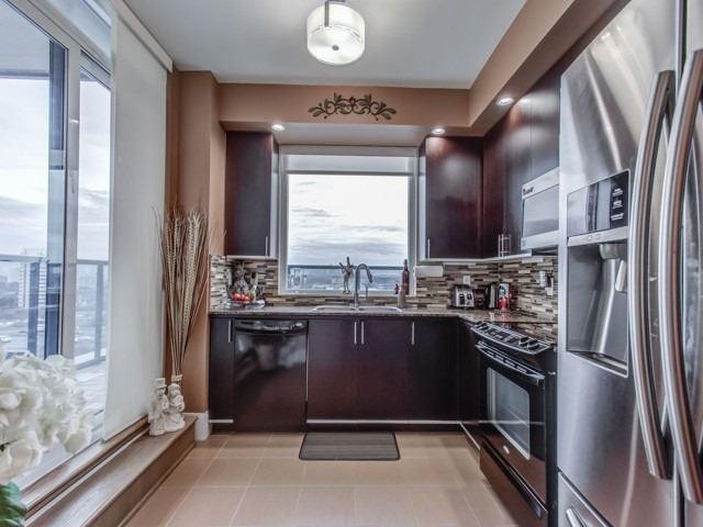 1004 - 181 Wynford Dr, Condo with 2 bedrooms, 2 bathrooms and 2 parking in Toronto ON | Image 9