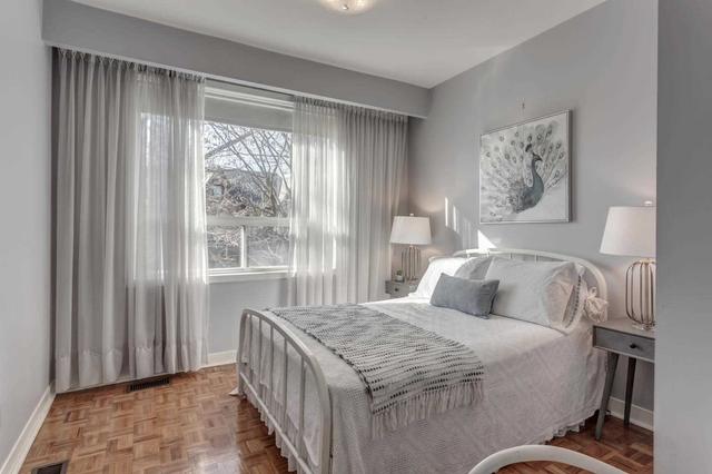 153 Macdonell Ave, House detached with 4 bedrooms, 2 bathrooms and 2 parking in Toronto ON | Image 14