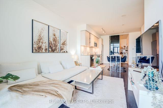 402 - 30 Ordnance St, Condo with 2 bedrooms, 2 bathrooms and 0 parking in Toronto ON | Image 10