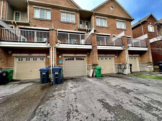 38 Peach Dr, Townhouse with 2 bedrooms, 3 bathrooms and 2 parking in Brampton ON | Image 12