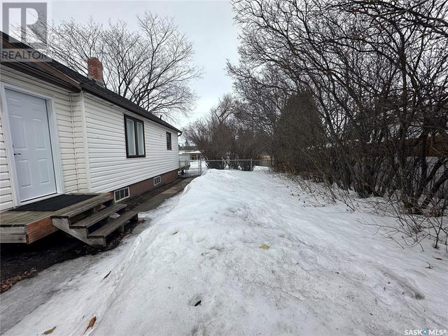 509 Railway Avenue, House detached with 2 bedrooms, 1 bathrooms and null parking in Springside SK | Image 28