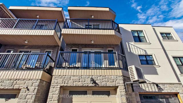 15 Justice Gdns, House detached with 2 bedrooms, 2 bathrooms and 1 parking in Toronto ON | Image 32