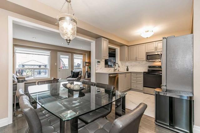 230 Retreat Blvd, House attached with 3 bedrooms, 4 bathrooms and 3 parking in Vaughan ON | Image 37