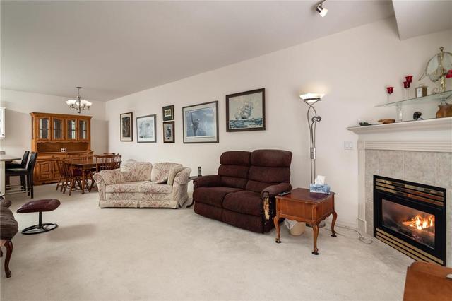 207 - 2300 Benvoulin Road, Condo with 2 bedrooms, 2 bathrooms and null parking in Kelowna BC | Card Image