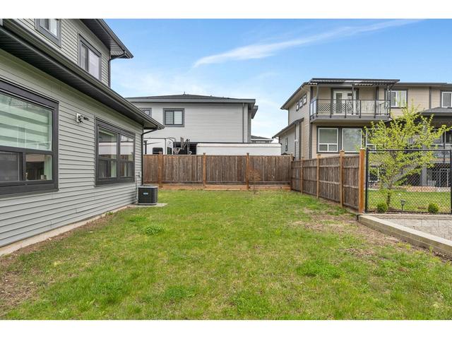 8362 Mctaggart Street, House detached with 5 bedrooms, 5 bathrooms and 4 parking in Mission BC | Image 40