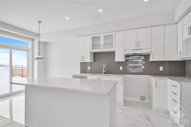 410 Fleet Canuck Private, Townhouse with 3 bedrooms, 3 bathrooms and 2 parking in Ottawa ON | Image 11