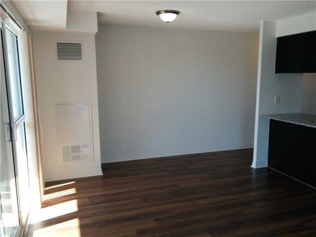 610 - 275 Yorkland Rd, Condo with 2 bedrooms, 2 bathrooms and null parking in Toronto ON | Image 2