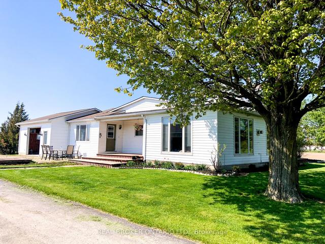 86119 Kintail Line, House detached with 3 bedrooms, 2 bathrooms and 13 parking in Ashfield Colborne Wawanosh ON | Image 1