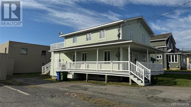 32 35e Avenue, House other with 0 bedrooms, 0 bathrooms and null parking in Edmundston NB | Image 2