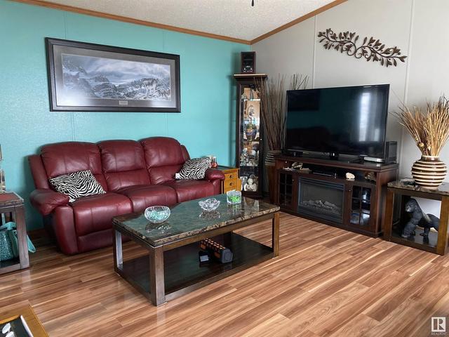 110 - 2251 50 St, Home with 3 bedrooms, 2 bathrooms and null parking in Drayton Valley AB | Image 16