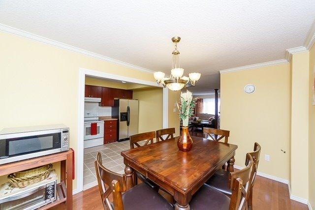 3 Maple Branch Path, Townhouse with 3 bedrooms, 3 bathrooms and 2 parking in Toronto ON | Image 4